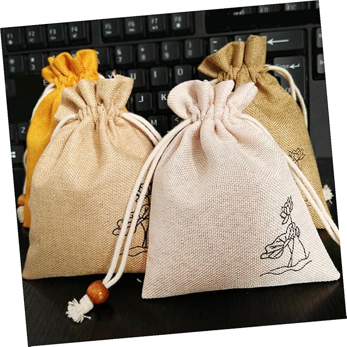2Pcs Lavender Dried Flower Sachets Cotton Linen Fragrant Supplies for Closet Freshener Air Purifying Herb Bags with Pleasant Scent Random Color and Aroma Random Color