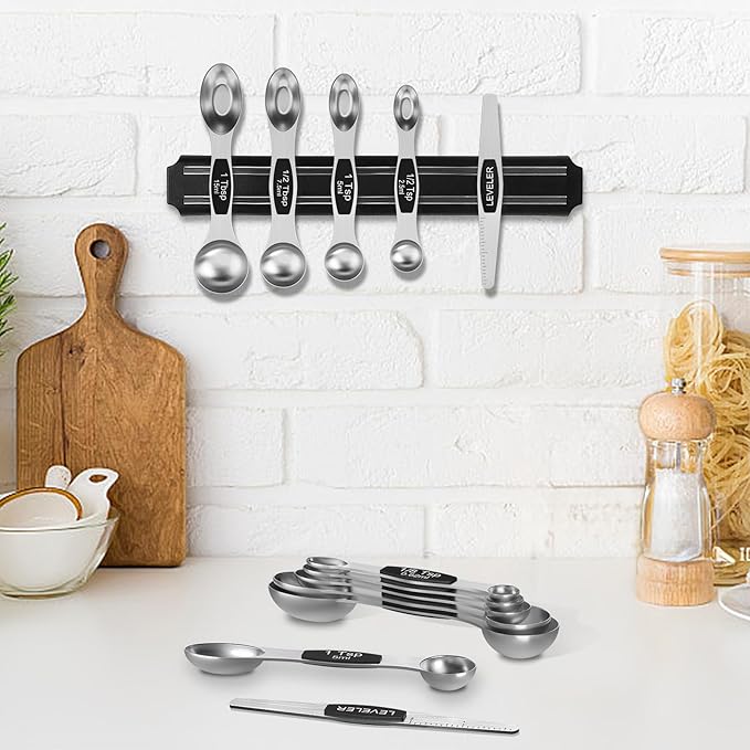 Wildone 16Pc Stainless Steel Measuring Cups Set, 8 Measuring Cups & 7 Double-Sided Magnetic Measuring Spoons Stackable & 1 Leveler (Black)