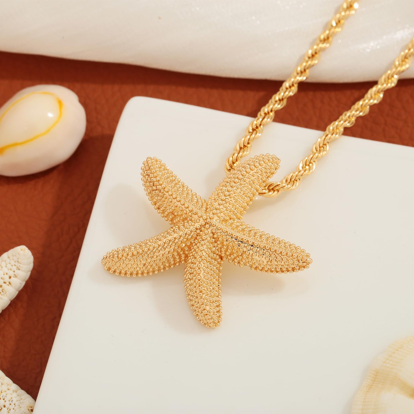 WOWORAMA Gold Starfish Necklace for Women Textured Starfish Shell Necklaces Boho Ocean Sea Star Shell Pendant Necklace Summer Beach Necklaces Jewelry