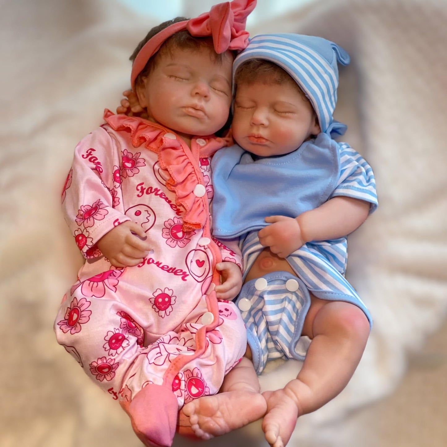 Gileutay 18 inch Silicone Baby Doll Full Body Realistic Weighted Reborn Doll Sleeping Baby Doll Girl Handmad Toy for Ages 3+