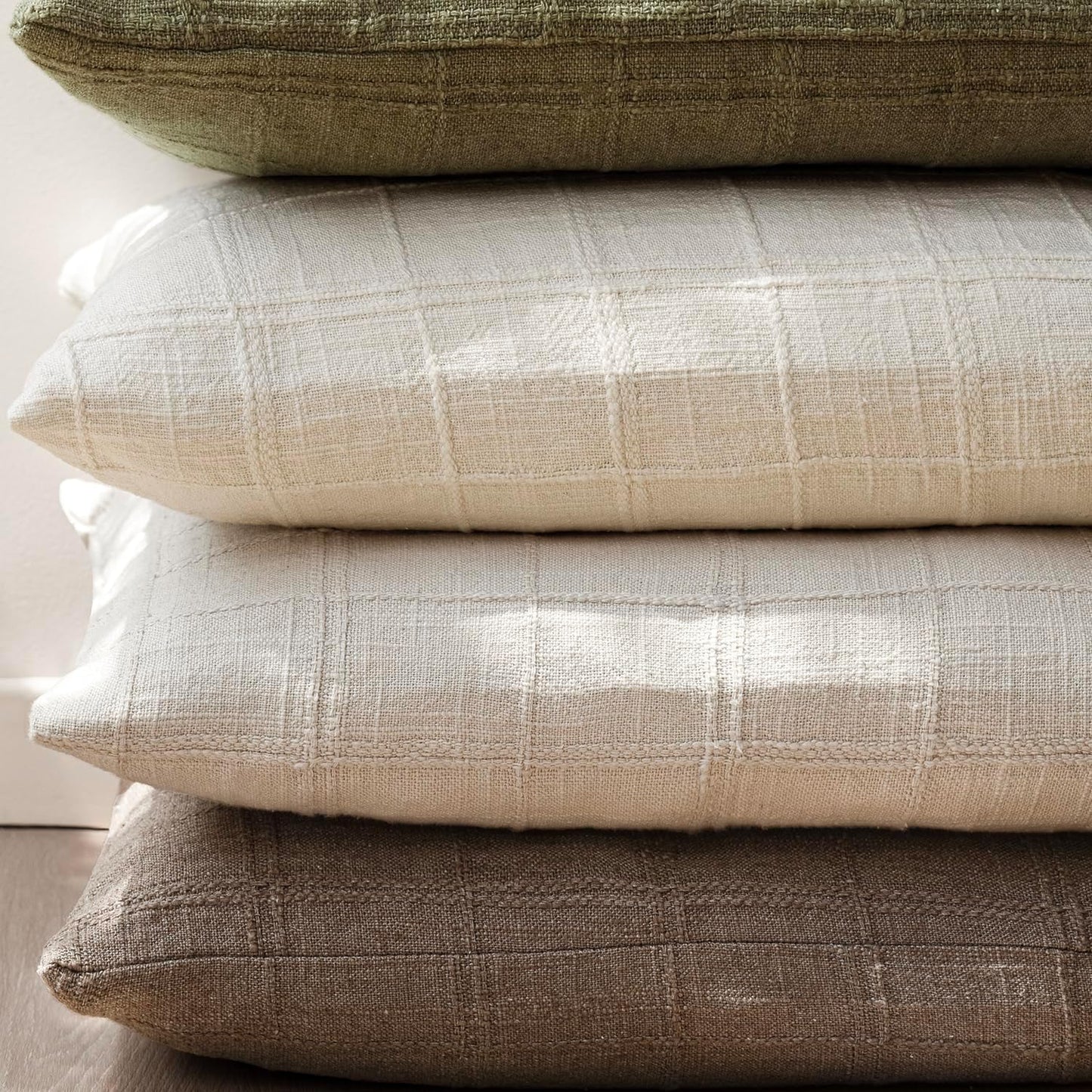 Foindtower Set of 2 Decorative Linen Check Throw Pillow Covers Neutral Farmhouse Lumbar Cushion Covers Modern Boho Home Decor for Sofa Chair Couch Bedroom Living Room Outdoor,12×20 Inch,Taupe Grey