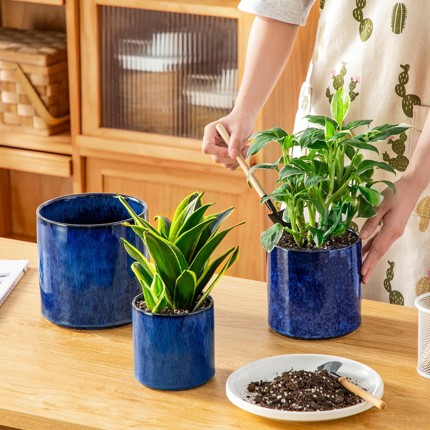 vancasso Ceramic Plant Pots, 4.25+5.25+6.25 Inch Planter Pot with Drainage Hole, Flower Pots for Indoor Outdoor Plants, Set of 3, Blue