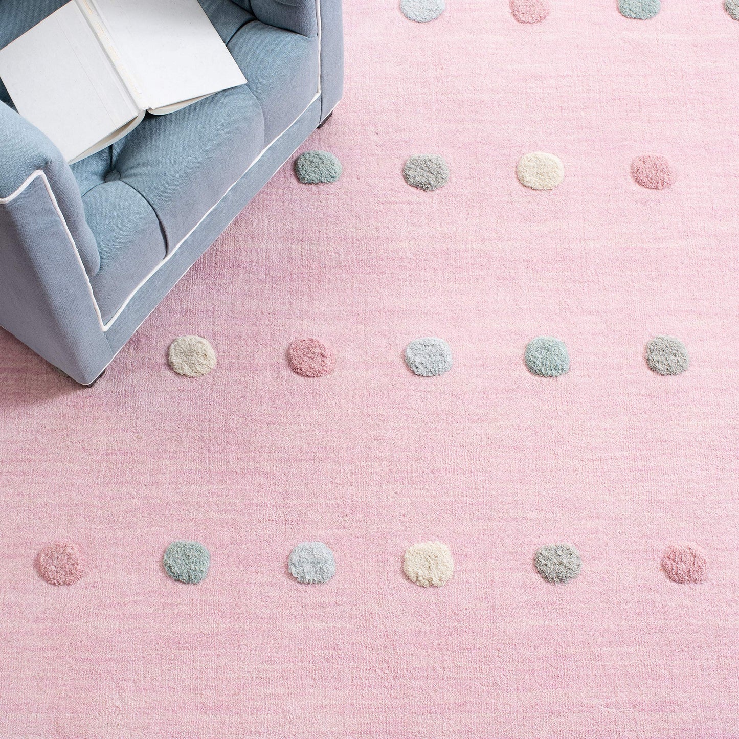 SAFAVIEH Kids Collection Accent Rug - 3' x 5', Light Pink, Handmade Polka Dot Wool, Ideal for High Traffic Areas in Entryway, Living Room, Bedroom (SFK803U)