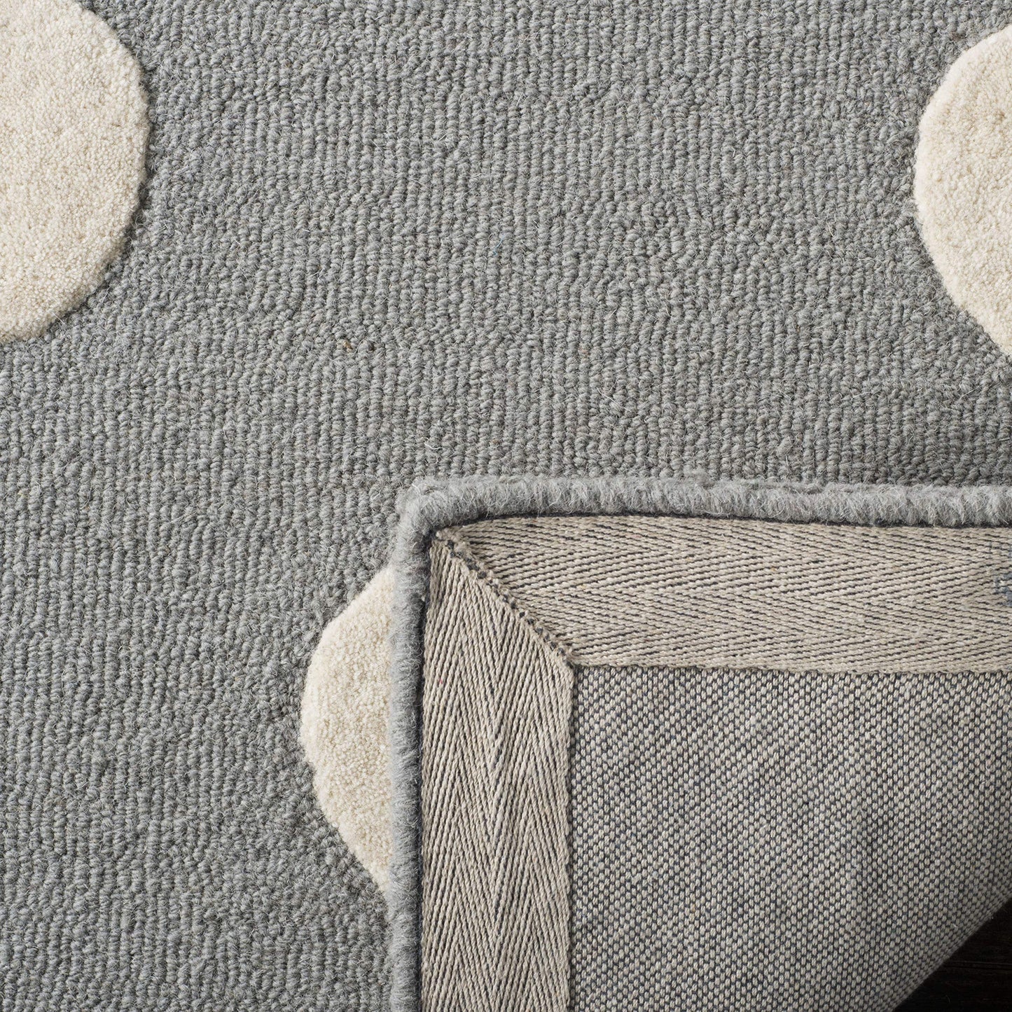 SAFAVIEH Area Rug 8x10 - Kids Collection - Large - Grey & Ivory, Handmade Wool, Polka Dot Pattern, Ideal for Bedroom, Playroom, Nursery, Boys & Girls Room (SFK904C)