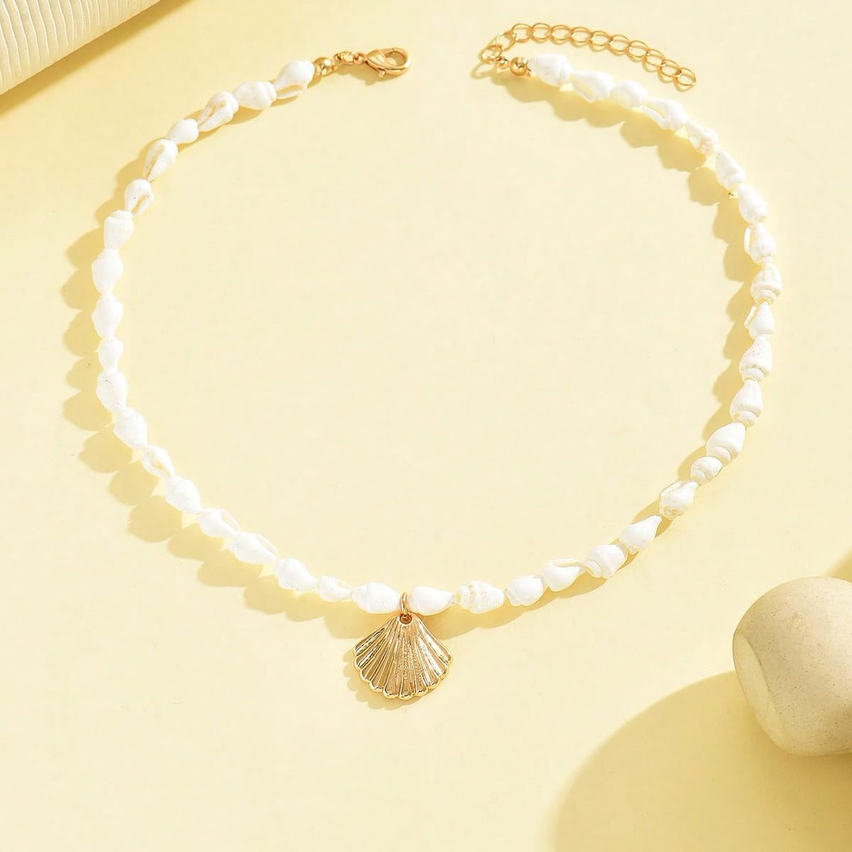 BOOZIQ Starfish Seashell Necklaces for Women Boho Starfish Seashell Pendant Necklace Charm Conch Beaded Necklace Mermaid Necklaces Mermaid Jewelry Summer Hawaiian Ocean Beach Jewelry Scallops