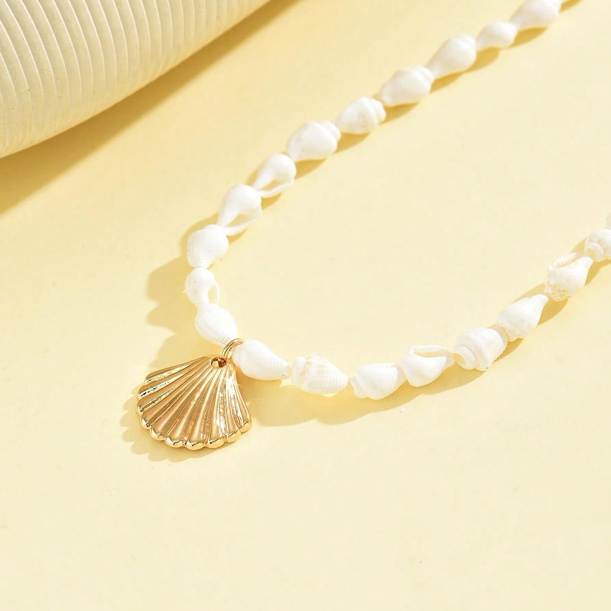 BOOZIQ Starfish Seashell Necklaces for Women Boho Starfish Seashell Pendant Necklace Charm Conch Beaded Necklace Mermaid Necklaces Mermaid Jewelry Summer Hawaiian Ocean Beach Jewelry Scallops