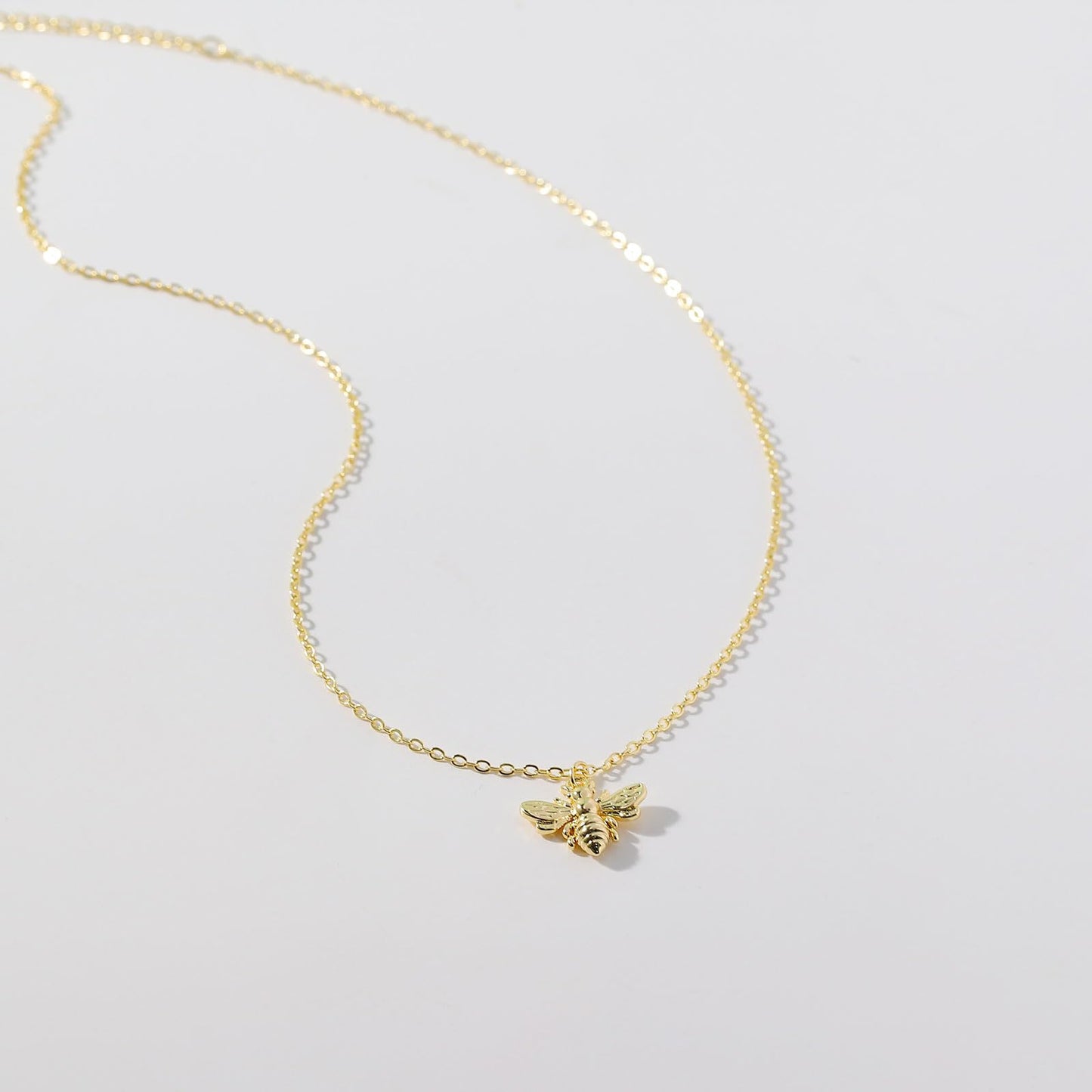 GUOKE Bee Necklace - 14K Gold Plated Dainty Gold Necklace Simple Jewelry for Women