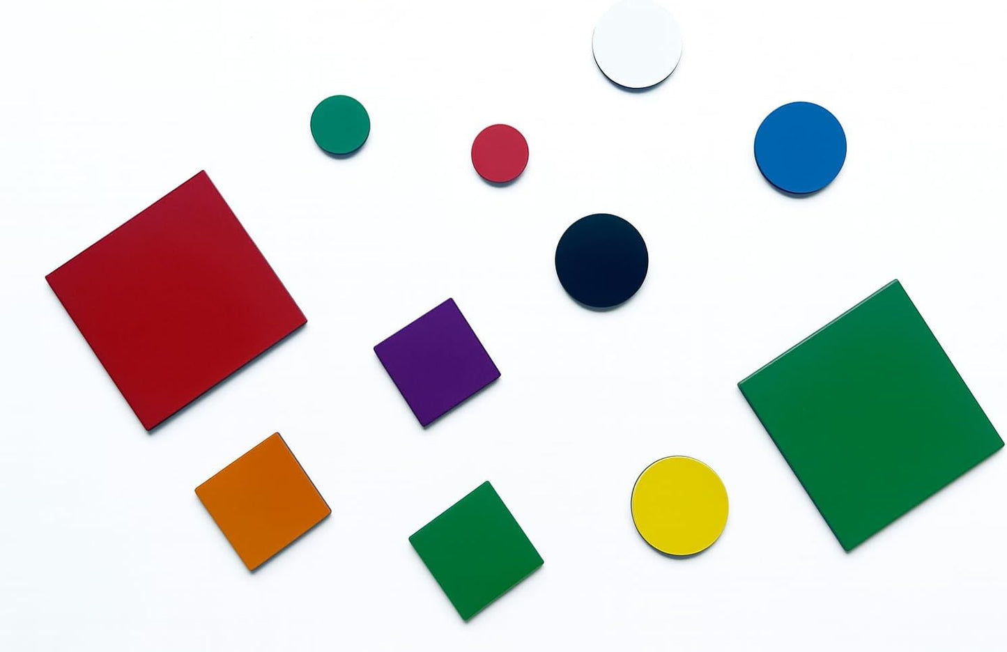 Rectangular Red/Green Reversible Magnets - Go/No-Go, On/Off Indicators for Efficient Task Management - 25-Pack (1"x2") and 10-Pack (3"x5") (10, 1.5" x 3")
