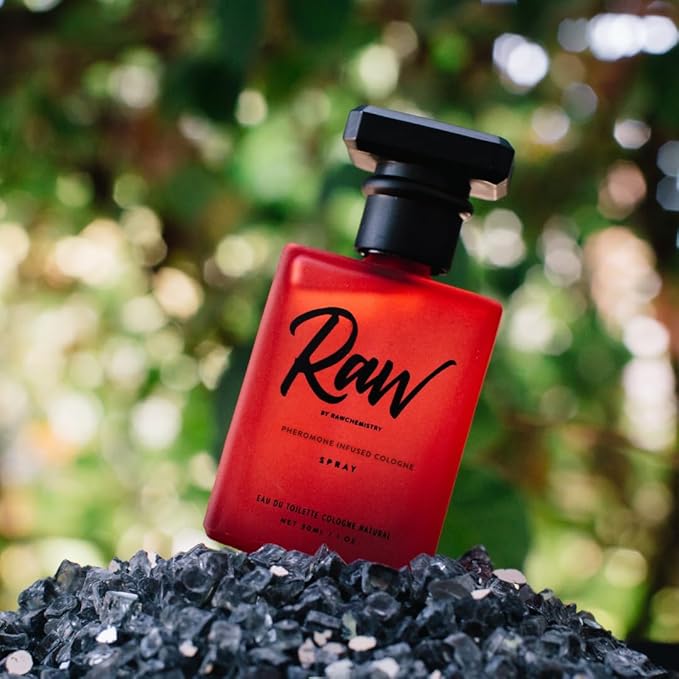 RawChemistry Raw Pheromone Infused Cologne for Men – Men's Cologne Spray Infused with Pheromones – Raw Perfume for Men with Feromonas – Perfume con Feromonas para Hombre