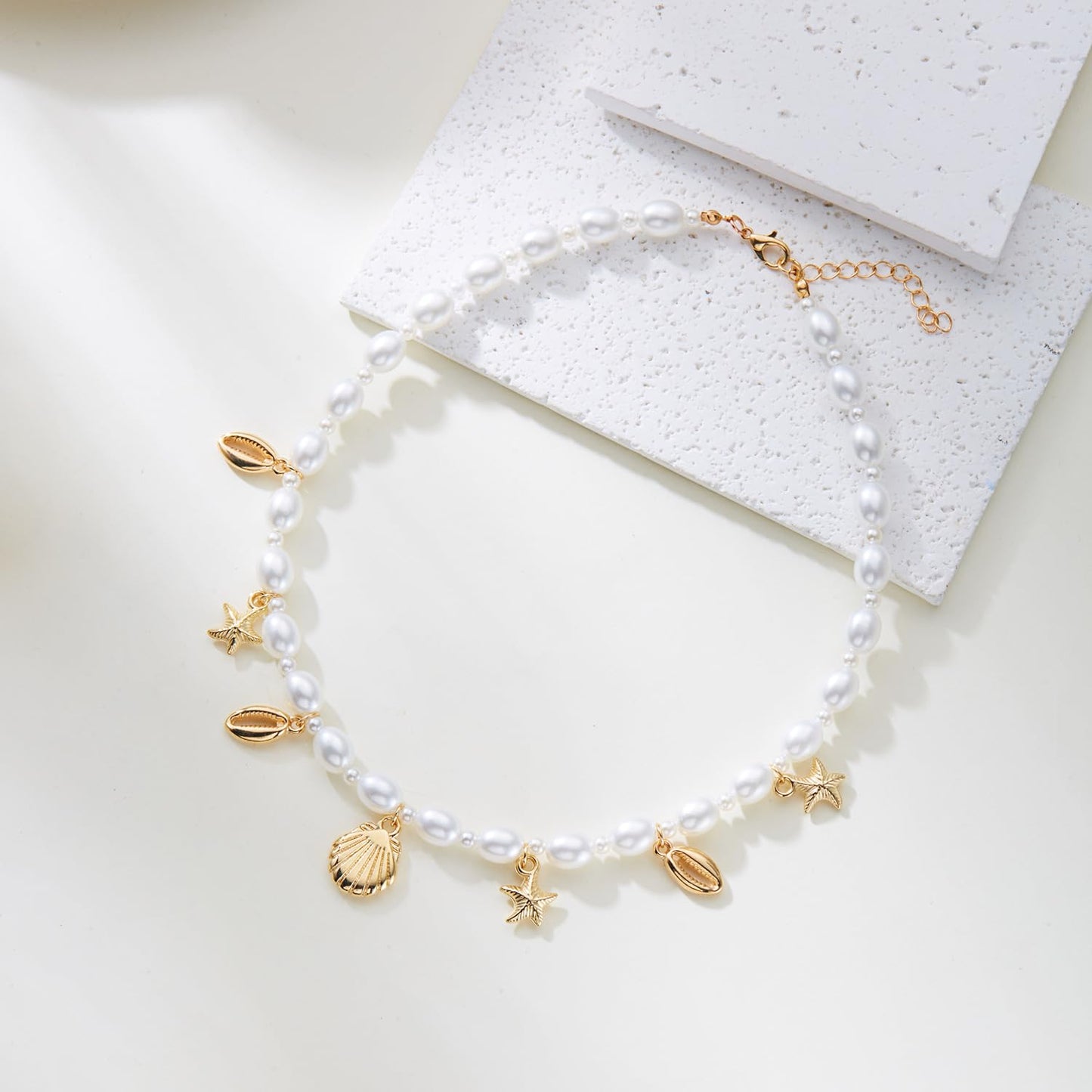 Shell Starfish Necklace for Women Gold Plated Pendant Pearl Necklace Boho Beaded Dainty Adjustable Necklaces Shell Conch Summer Beach Cuff Jewelry Accessories