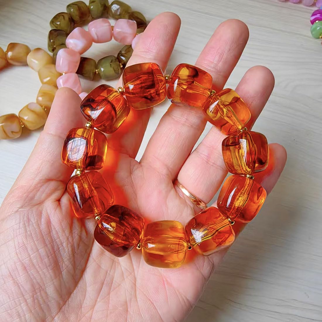 FALFYFM Chunky Square Beaded Stretch Bracelets for Women Boho Acrylic Beads Bracelet Adjustable Statement Beach Summer Jewelry (Brown)