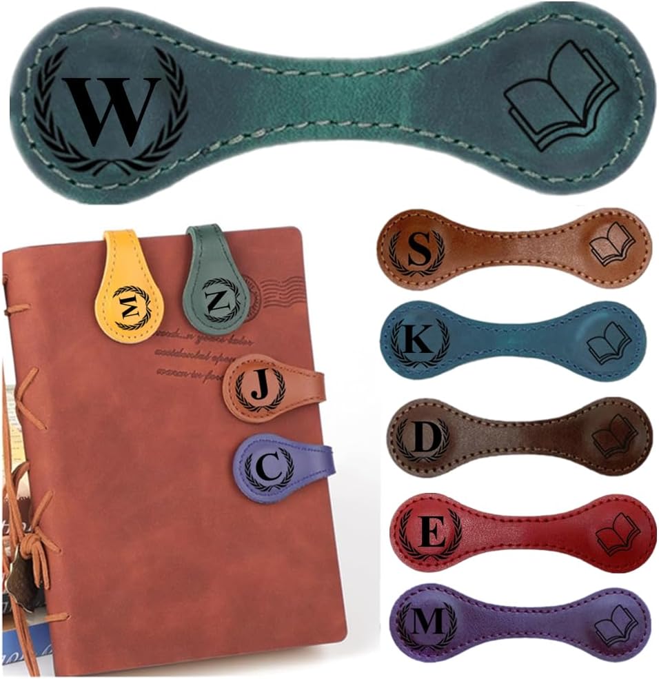 Personlized Magnetic Leather Bookmarks with Initials, Customized Book Marks Clip 26 Letters Bookmark for Reading Women, Men, Kids,Cute Book Markers Meaningful Gift for Book Lovers (Green, W)