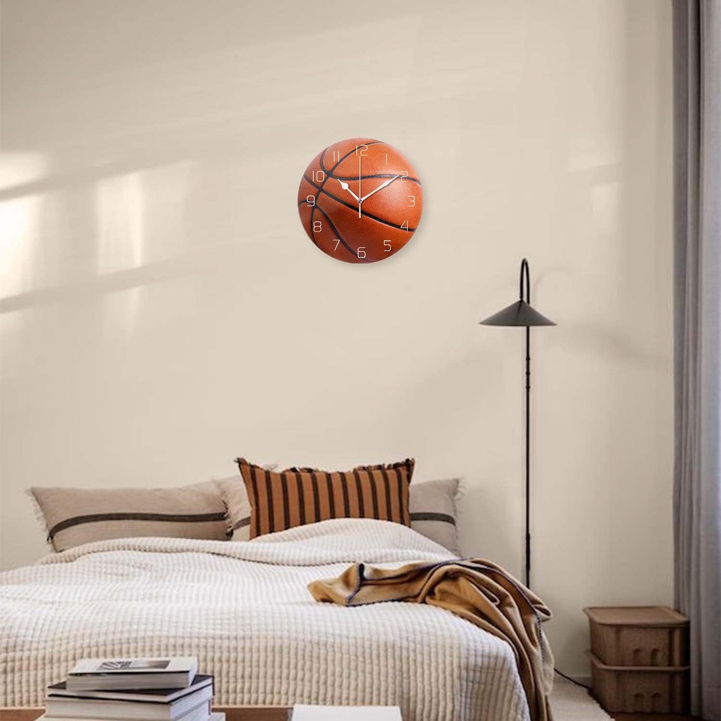 Silent Non-Ticking Sport Theme Wall Clocks, Basketball Pattern Wall Clock, Battery Operated 9.8"x9.8" Round Wall Clock for Home Decor Boy Room Living Room School Birthday Gift