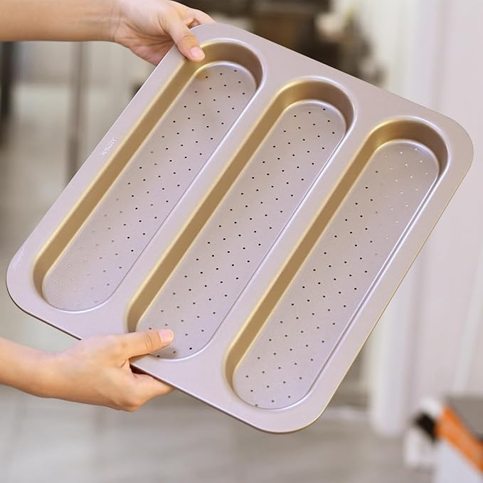 Durable Carbon Steel Baguette Baking Molds, Nonstick French Bread Pan with Rectangular Slots, Specialty 3-Cavity Baguette Mold - Essential Kitchen Tool for Home Bakers (Baguette mold)
