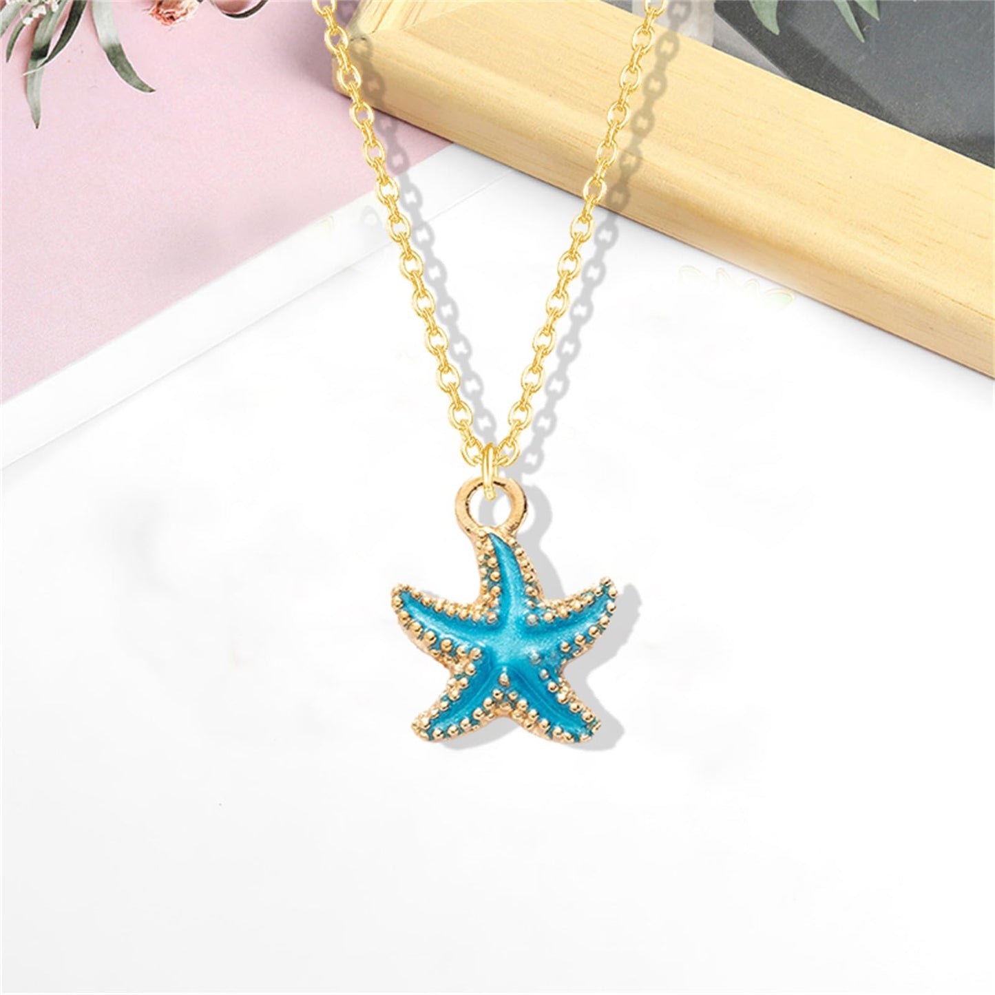 Dreuyet Starfish Necklaces for Women Dainty Alloy Enamel Ocean Starfish Pendant Necklaces Cute Tiny Summer Beach Necklace Jewelry Gifts for Best Friend (blue)