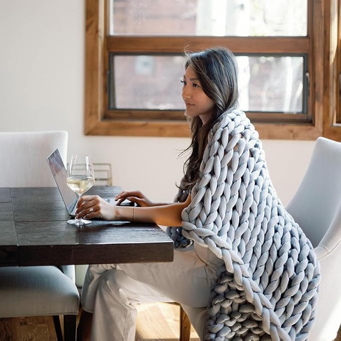 Nuzzie Chunky Knit Weighted Blanket - Breathable, Cooling, Hand Made Knit Throw Blanket for Sleep - Machine Washable, Stylish Design (Light Grey, Throw | 12lbs | 44"x60")