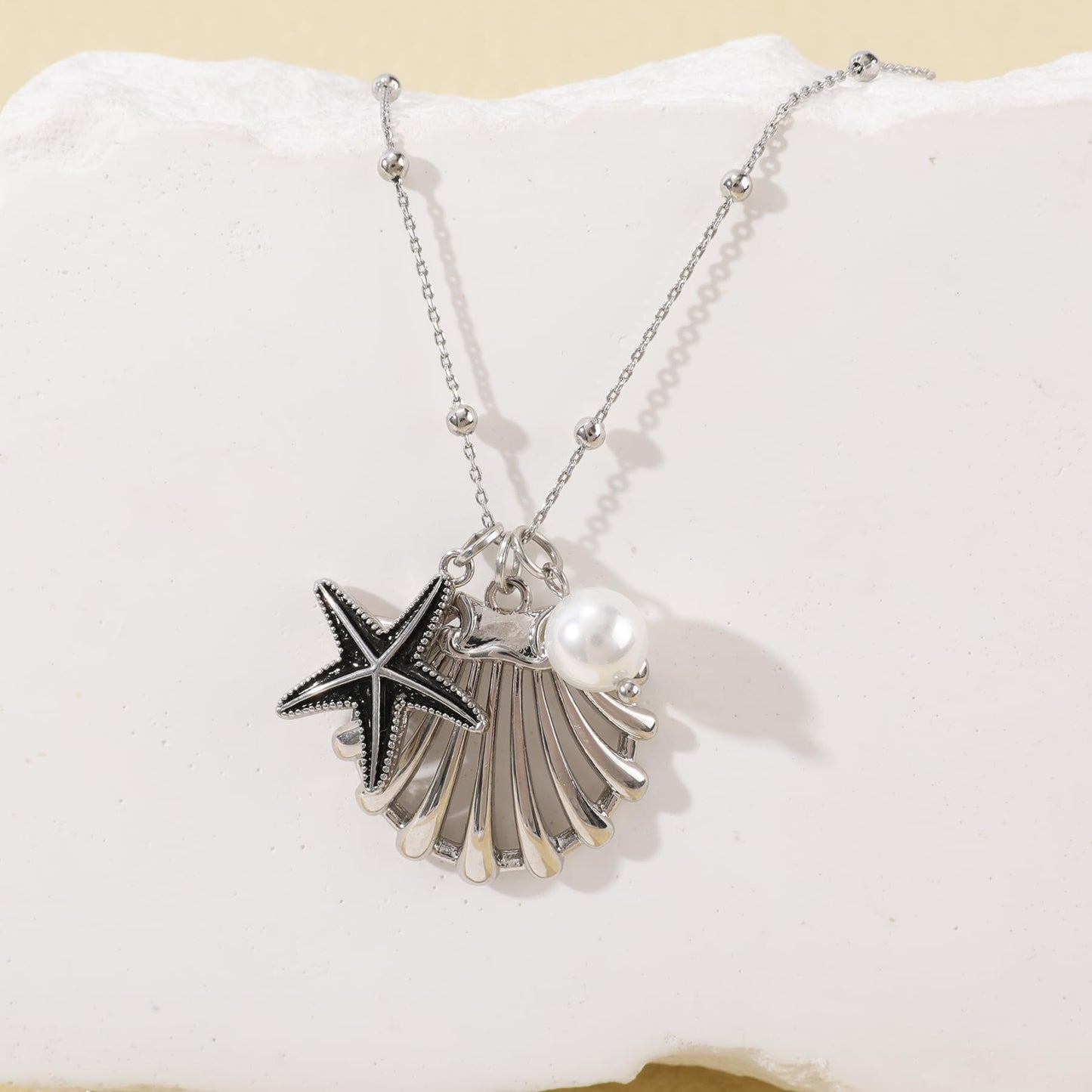 Silver Shell Necklace for Women, Mermaid Starfish Shell Pendant Necklace with Glass Pearl, Seashell Charm Statement Necklace Summer Beach Ocean Jewelry Gift for Women
