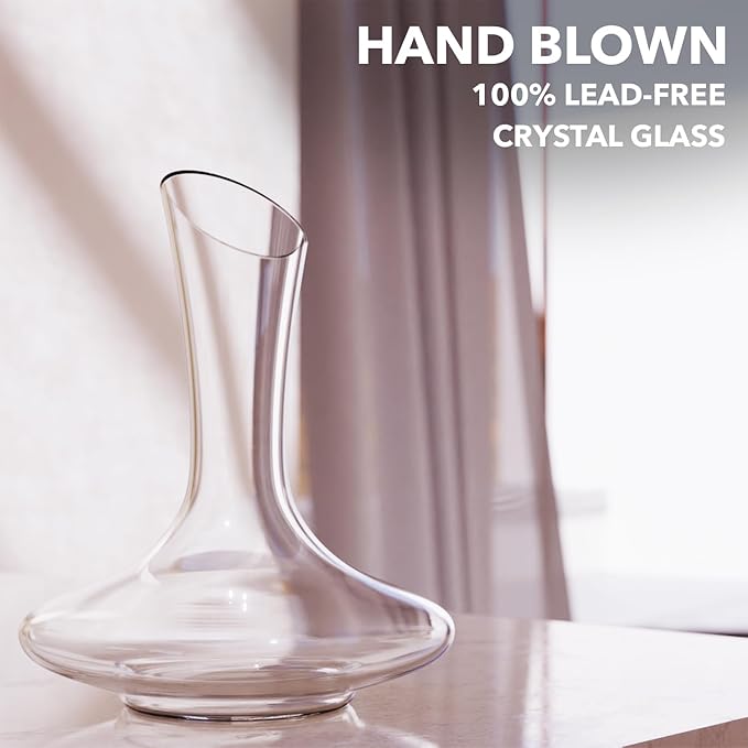 Le Chateau Large Elegant Crystal Wine Decanter with Aerator – 750ml Glass Decanter – Hand-Blown Lead-Free Clear Glass Carafe with Aerator – Hand Held Gifts Red Wine Accessories/for Wine Lovers