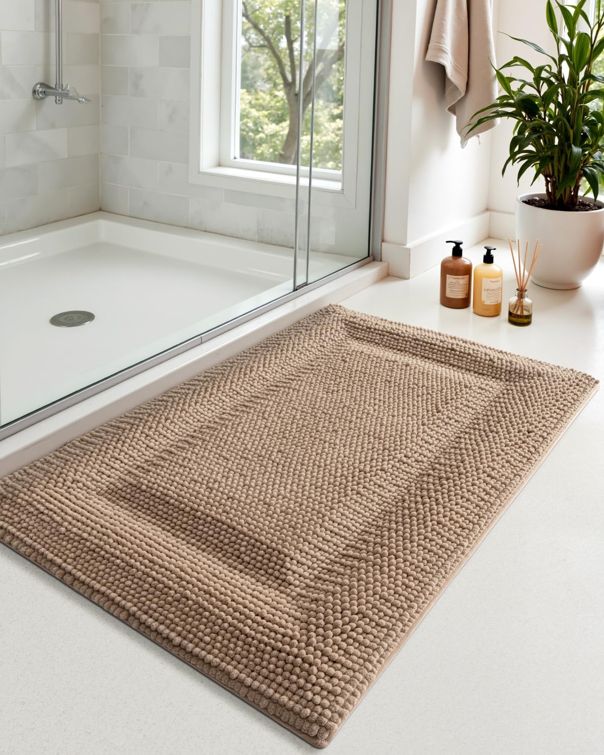 DEXI Bath Mats for Bathroom 16x24, Non Slip Washable Bathroom Rug, Thick Soft Chenille Absorbent Bathmat for Shower Floor, Fluffy Shaggy Carpet for Tub, Beige