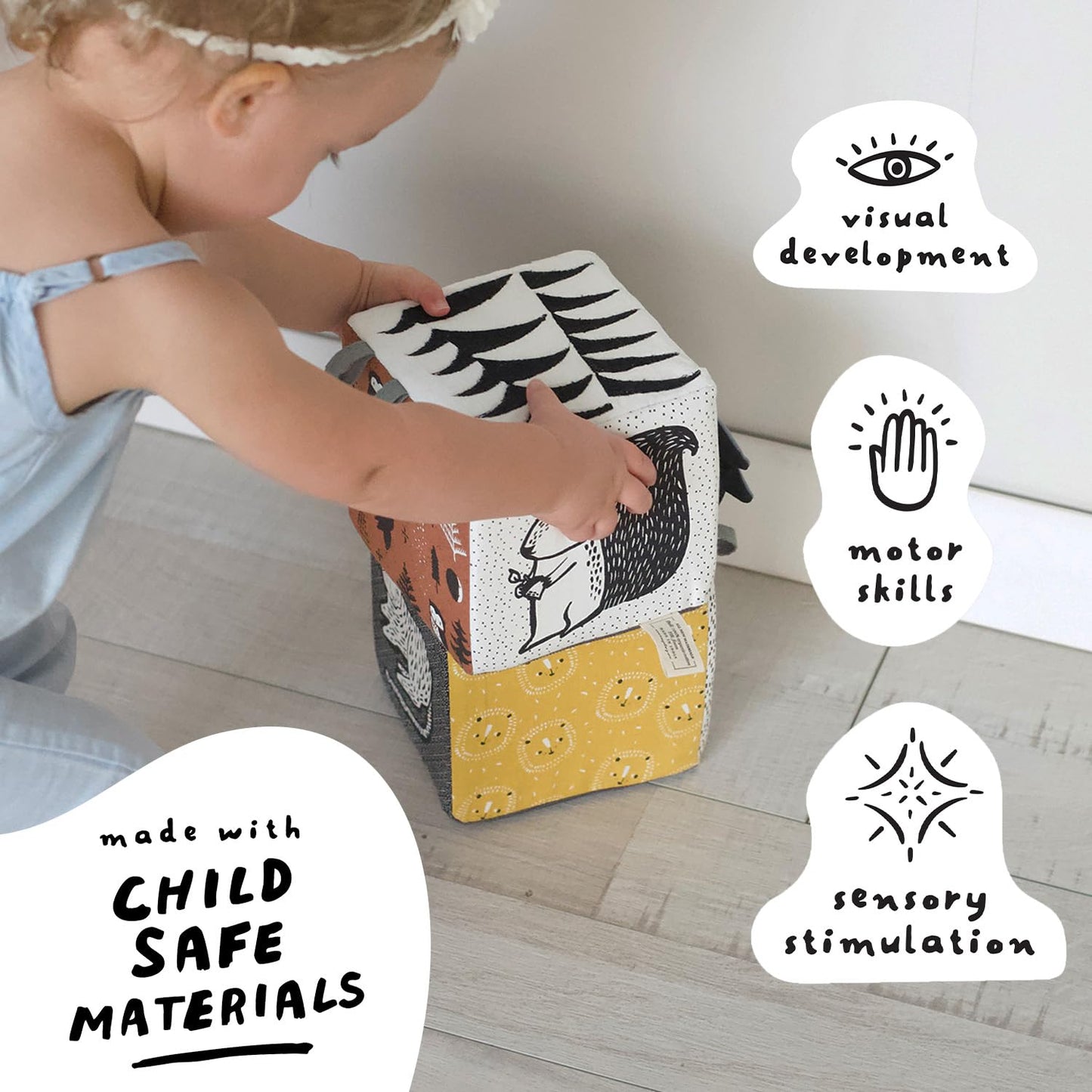 Wee Gallery Soft Block, Baby Sensory Toy with High-Contrast Graphics, Organic Soft Fabric Soft Blocks, Crinkle Flap and Textures, Tummy Time Activity for Babies and Toddlers - Baby Animals
