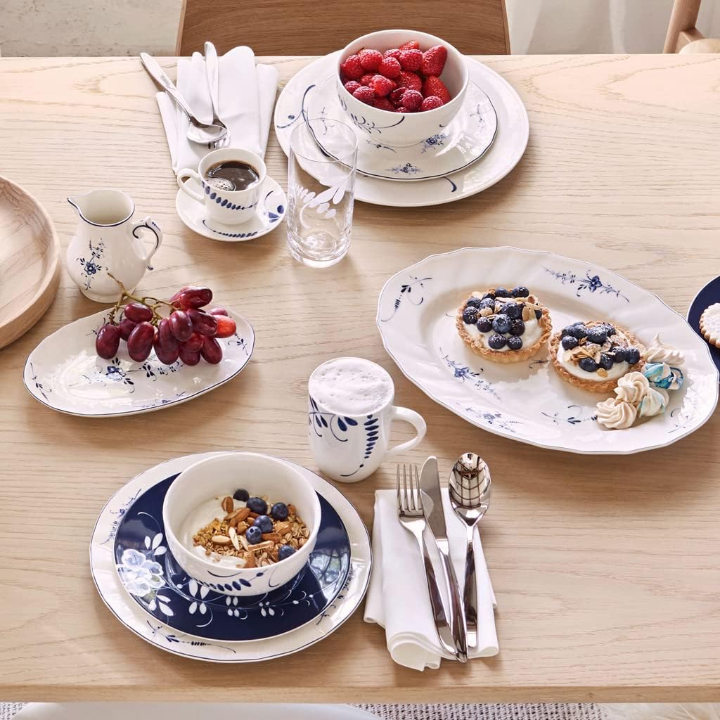 Villeroy & Boch Old Luxembourg Brindille Rice Bowl, 25 oz, Premium Porcelain, White/Blue