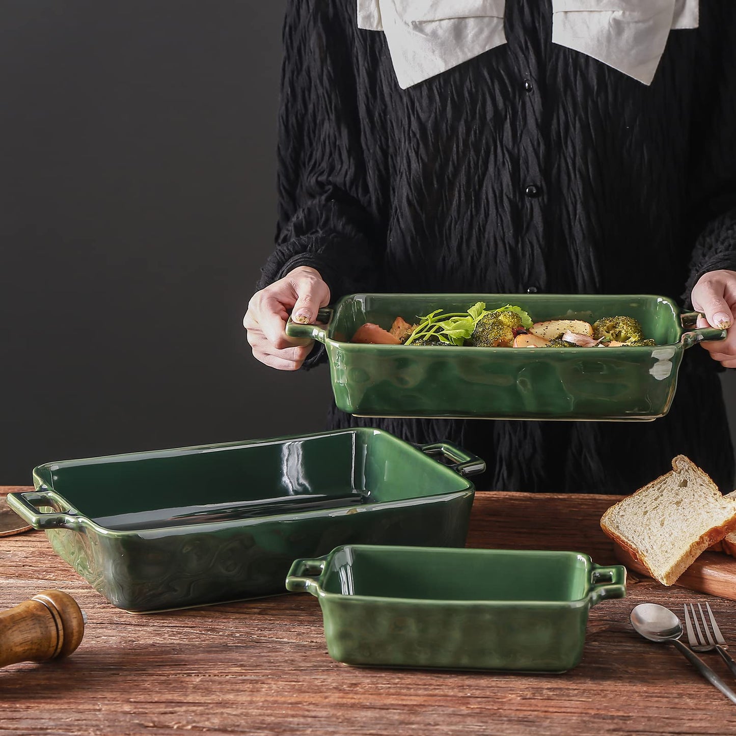 VICRAYS Ceramic Bakeware Set, Porcelain Rectangular Baking Dish, Baking Pan Lasagna Pans Casserole Dish Set for Cooking, Kitchen, Cake Dinner, Banquet and Daily Use, 3 PCS, 15 x 8.5 Inches(Green)
