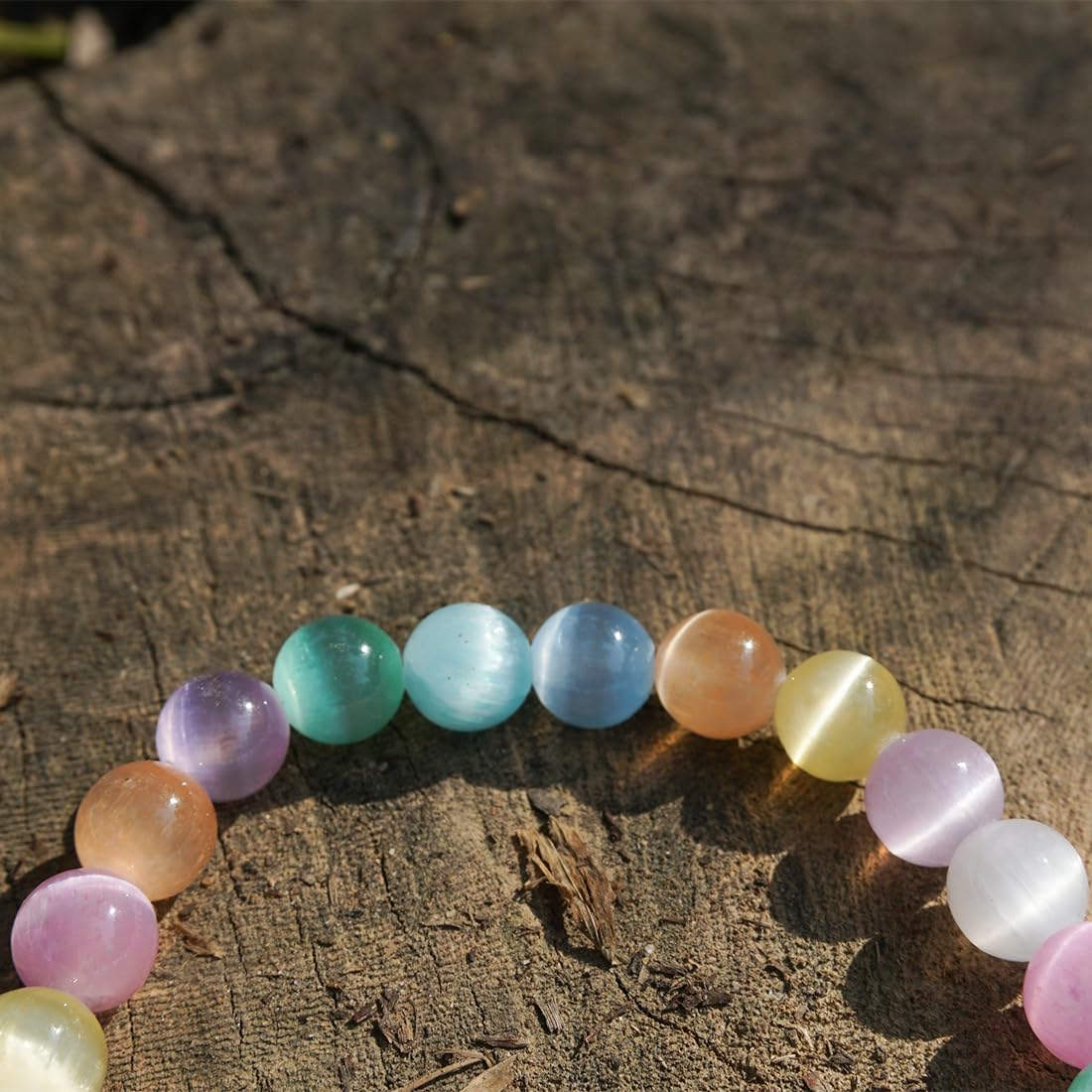 8mm Rainbow Selenite Bracelet - Iridescent Natural Crystal | Handmade Meditation Bracelet with Cat-Eye Effect | Come with Beading Tool Kit - Adjustable to 6.5-7.5 inches Wrist Size