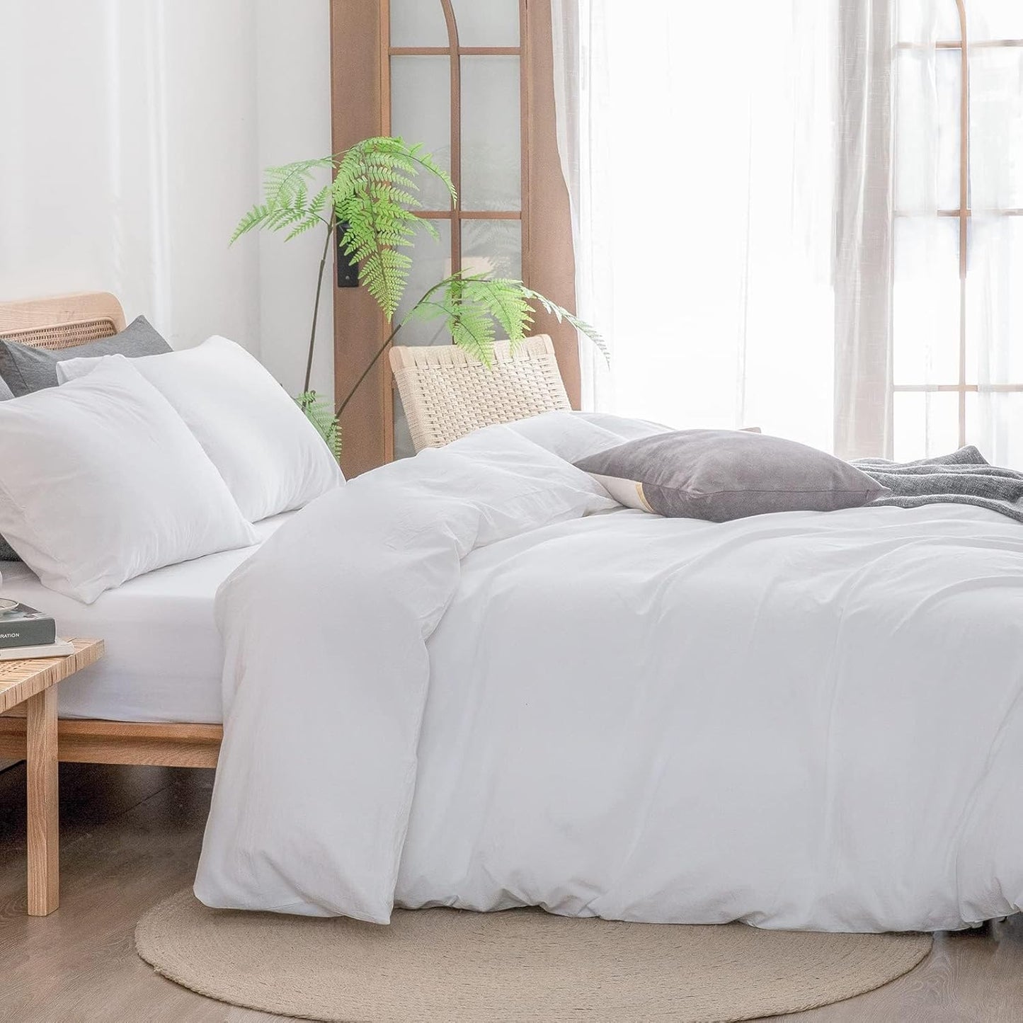 BESTOUCH Duvet Cover Set 100% Washed Cotton Linen Feel Super Soft Comfortable Chic Lightweight 3 PCs Home Bedding Set Solid Bright White Oversized Full
