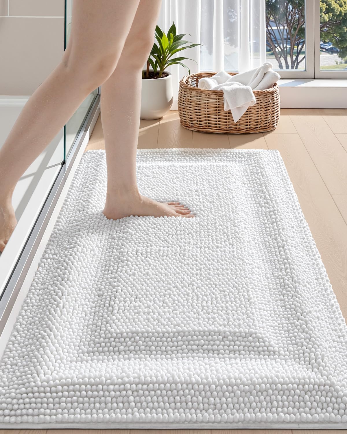 DEXI Bath Mats for Bathroom 24x43, Non Slip Washable Bathroom Rug, Thick Soft Chenille Absorbent Bathmat for Shower Floor, Fluffy Shaggy Carpet for Tub, White