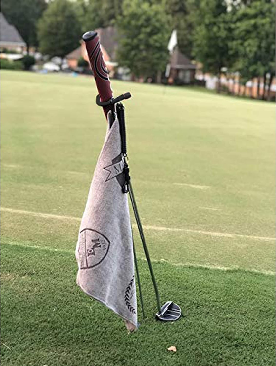 V-Shaped Golf Club Stand Keeps Your Clubs Clean, Dry & Visible, V-Stick Club Stand Made of Highly Durable Stainless Steel - Easy to Carry Golf Club Holder