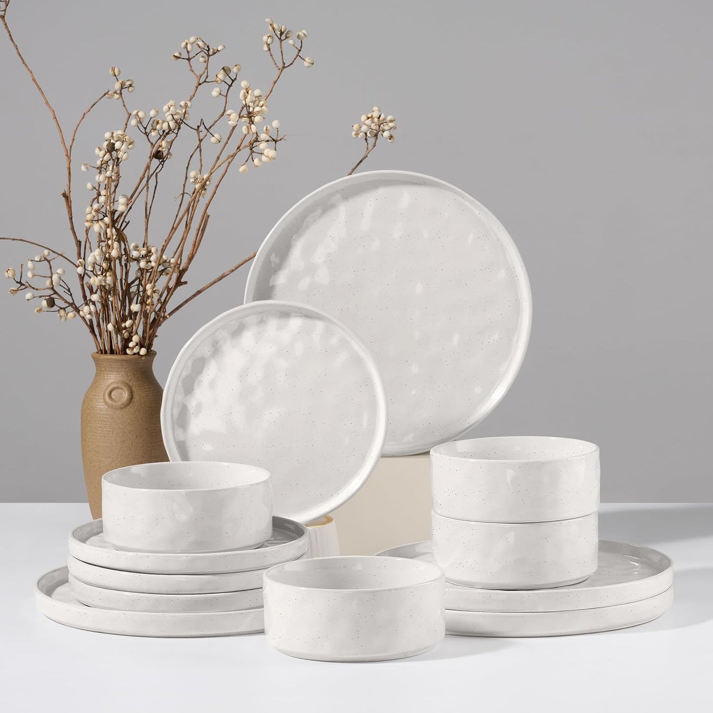 HaWare Dinnerware Sets, 12-Piece Plates and Bowls Set, Stoneware Dish Set for 4, Ceramic Dinnerware for Home Restaurant, Chip and Scratch Resistant, Microwave and Dishwasher Safe, Speckled White