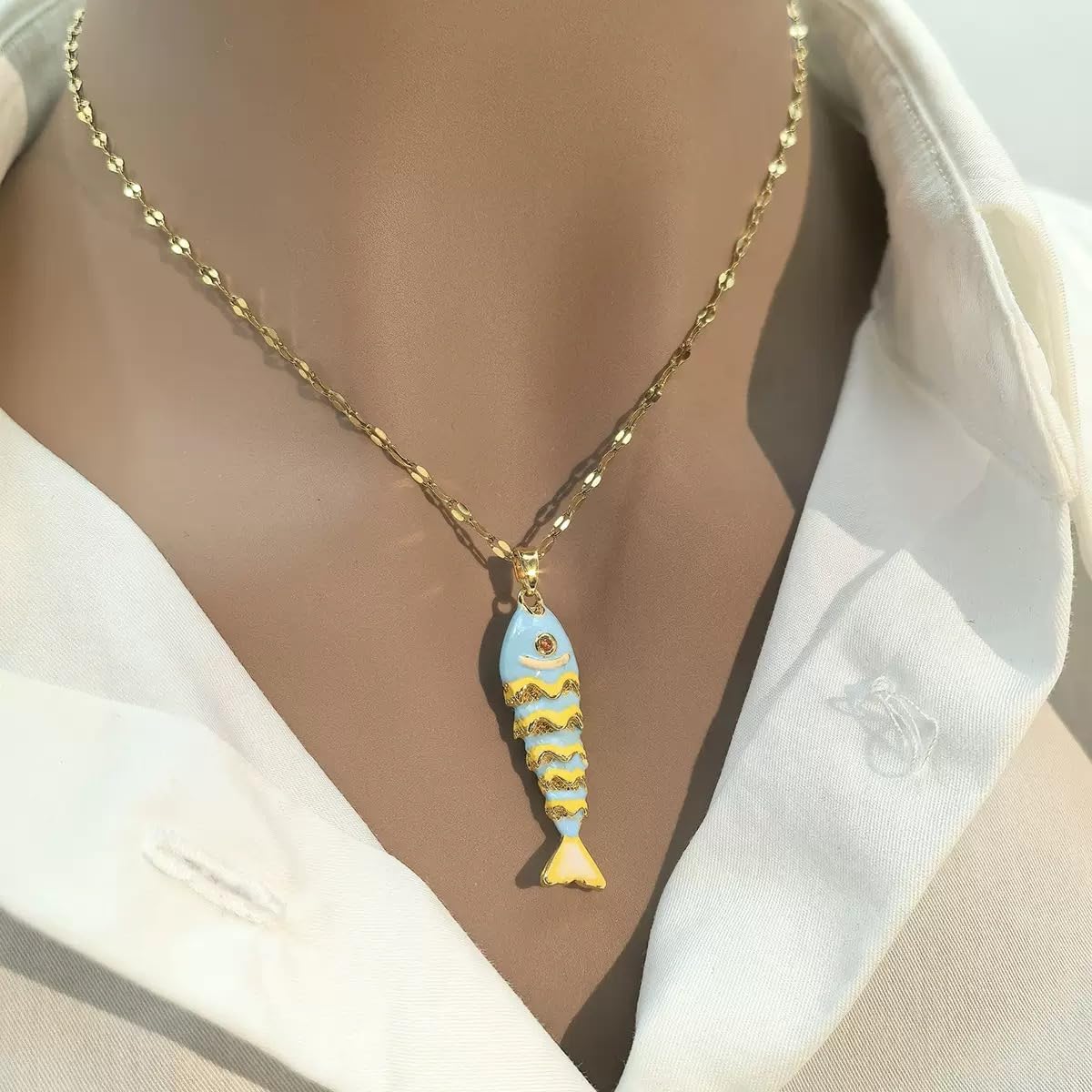 WSTWYC Color Fish Necklace for Women，Dainty Lucky Fish Pendant Necklaces Summer Ocean Minimalist Jewelry gift (black)
