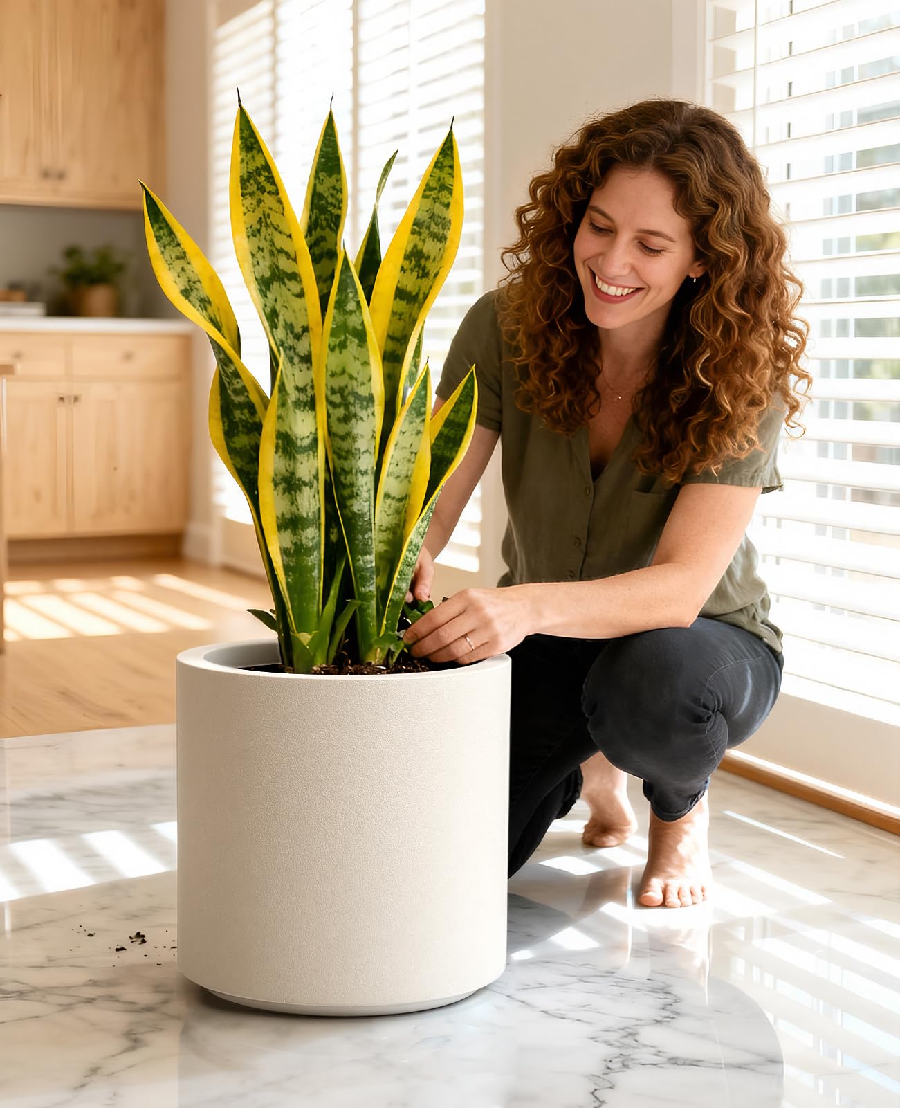 homenote Flower Pots 13.2 Inch,Large Plant Pots Indoor with Drainage,Plastic Pots for Plants,Garden Pots for Outdoor,Large Planters for Indoor Plants,Big Plastic Planter,Off-White