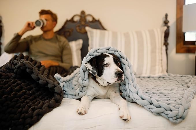 Nuzzie Chunky Knit Weighted Blanket - Breathable, Cooling, Hand Made Knit Throw Blanket for Sleep - Machine Washable, Stylish Design (Misty Grey, Queen | 22lbs | 60"x80")