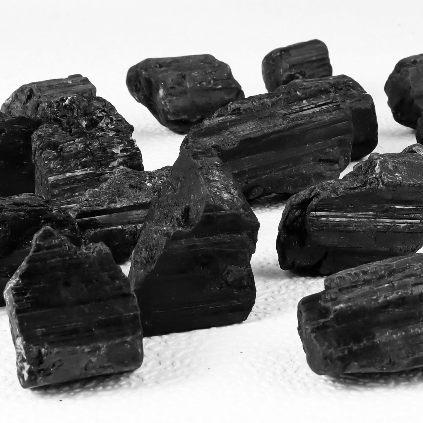 1Lb Natural Rough Black Tourmaline Crystals Stone Large Raw Black Tourmaline Healing Stones Bulk for Tumbling, Wicca & Reiki, Polishing, Wire Wrapping