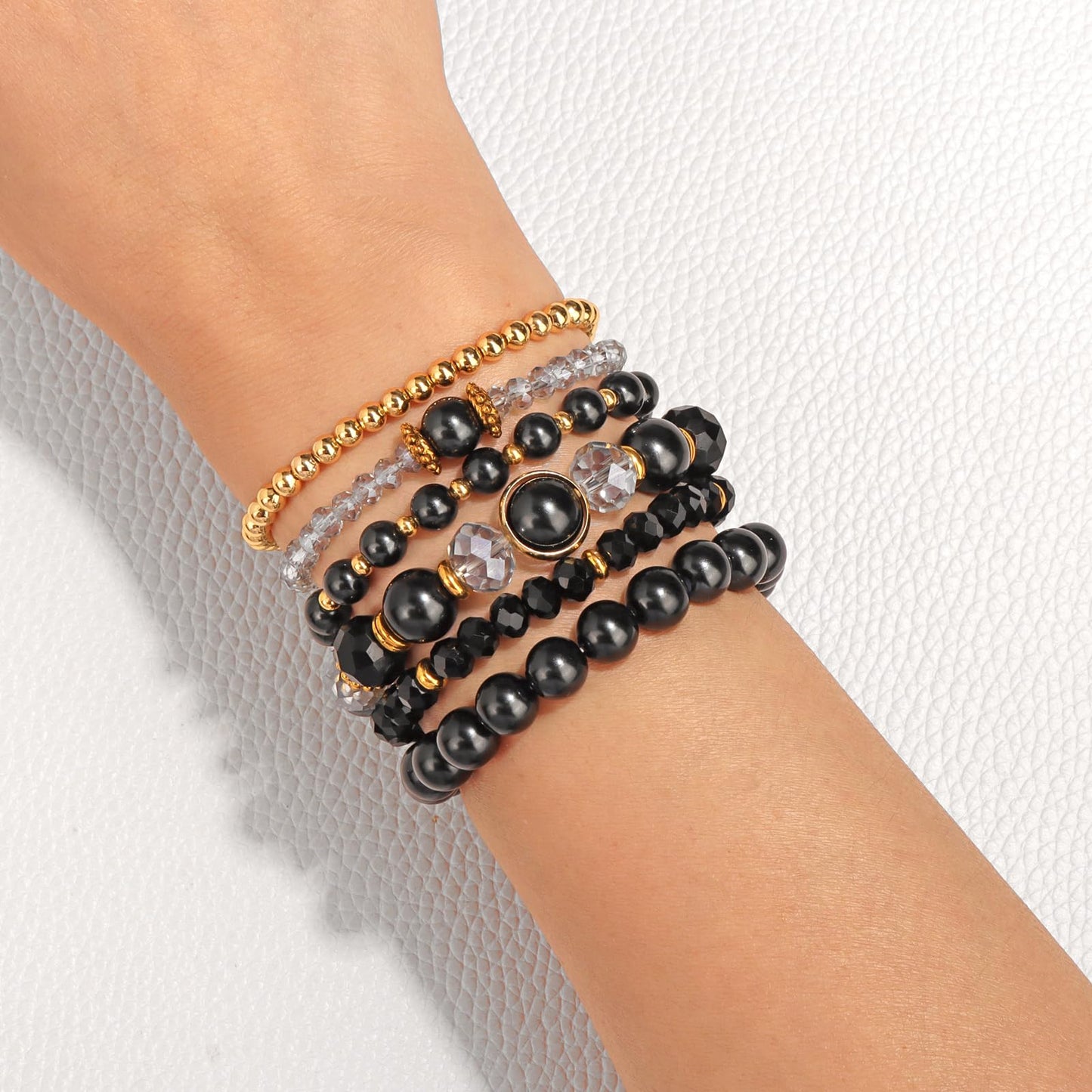 Raicegs 6PCS Beaded Bracelet 14K Gold Pearl Stretch Bracelet Stackable Crystal Beads Bracelets Boho Trendy Jewelry Gift for Women