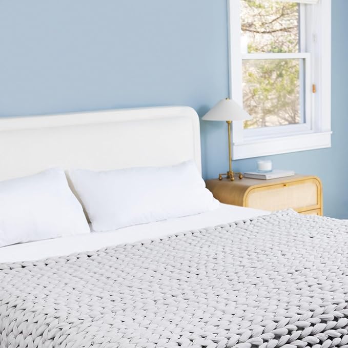 Bearaby Heavy Weight Weighted Ocean Polyfill Hugger Blanket (Moonstone Grey, 25 lbs.)