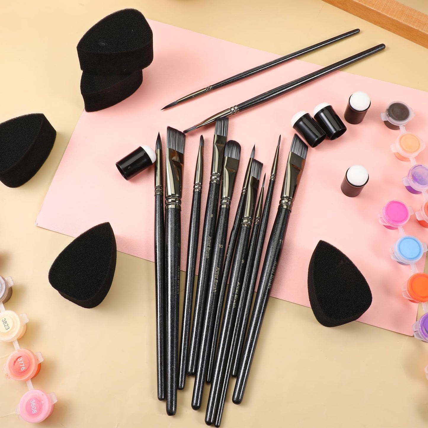 22 PCS Face Paint Brushes and Sponges Set, Face Painting Brushes for Acrylic Painting, Watercolor, Oil, Gouache for Chrismas Halloween Cosplay Party