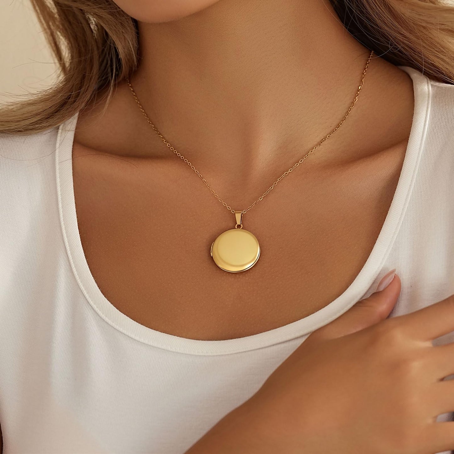 PHOCKSIN Gold Glossy Round Locket Necklace Personalized Photo Locket Necklace for Women Custome Picture Inside with Text Engraved Customized Lockets Gifts for Women