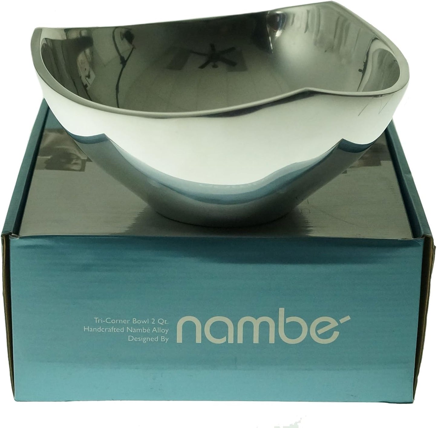 Nambe Tri-Corner Salad Bowl | Chilled Serving Dish for Side Dishes, Pasta, Guacamole | Prep-Ahead-Bowl Can Be Heated or Chilled | 9-Inch | Made of Metal Alloy (Silver)