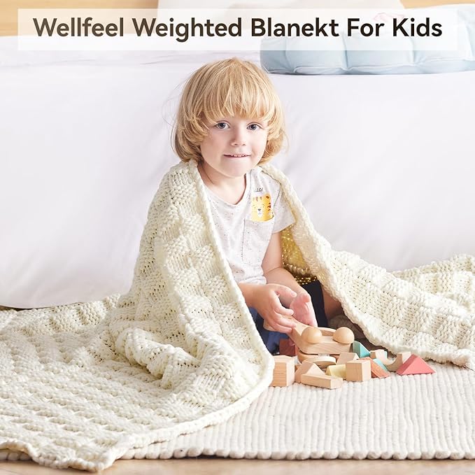 Knitted Weighted Blanket Kids, No Beads Heavy Blanket 40” x 60'' 7lbs, Breathable Chunky Knit Blanket, Cooling Weighted Blanket for Hot Sleepers, Christmas Home Decor (Ivory White)