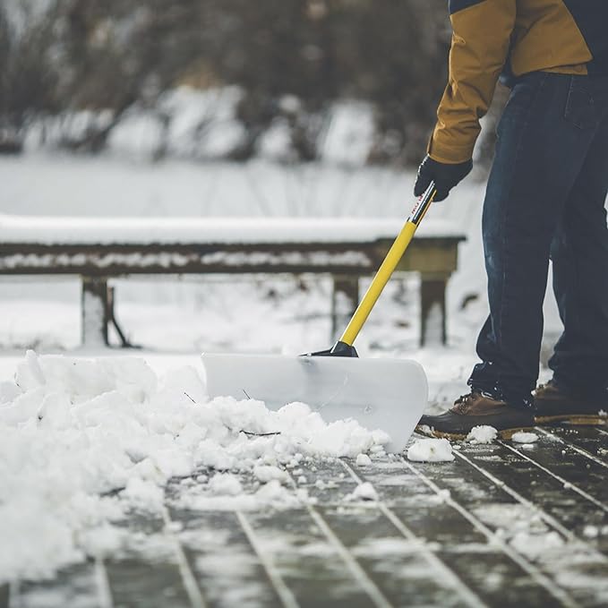 The Original Snow Pusher 24 Inches
