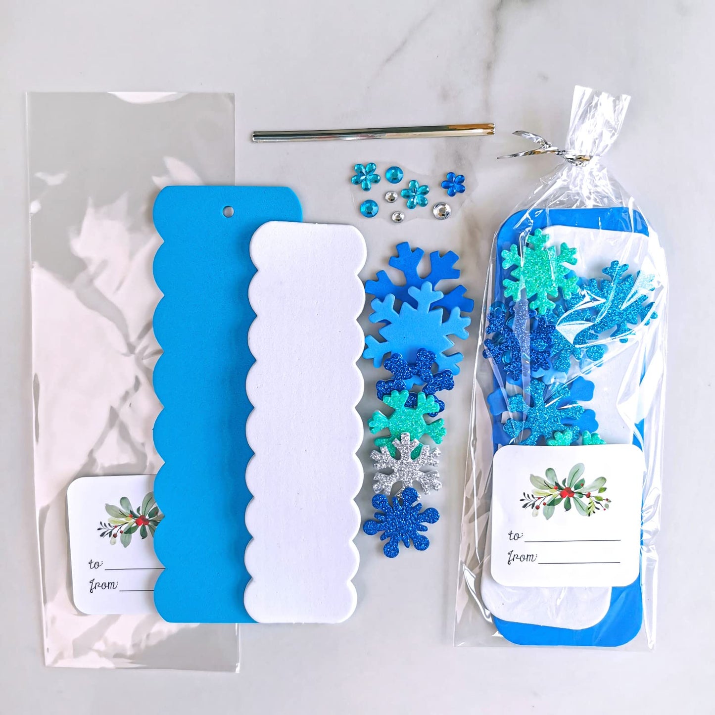 Winlyn 24 Sets Christmas Craft Kits Winter Crafts DIY 3D Christmas Snowflake Bookmarks Art Sets Snowflake Foam Stickers Arts and Crafts for Kids Party Favor Holiday Seasonal Home Classroom Activities