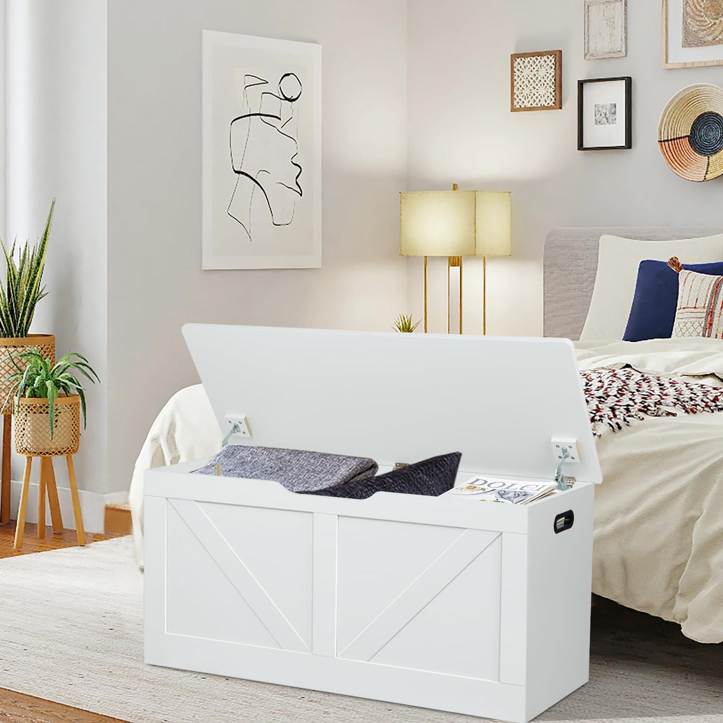 39.4" Storage Chest, Wooden Storage Bench, Large Storage Trunk with 2 Safety Hinges, Entryway Shoes Bench for Living Room, Bedroom, White