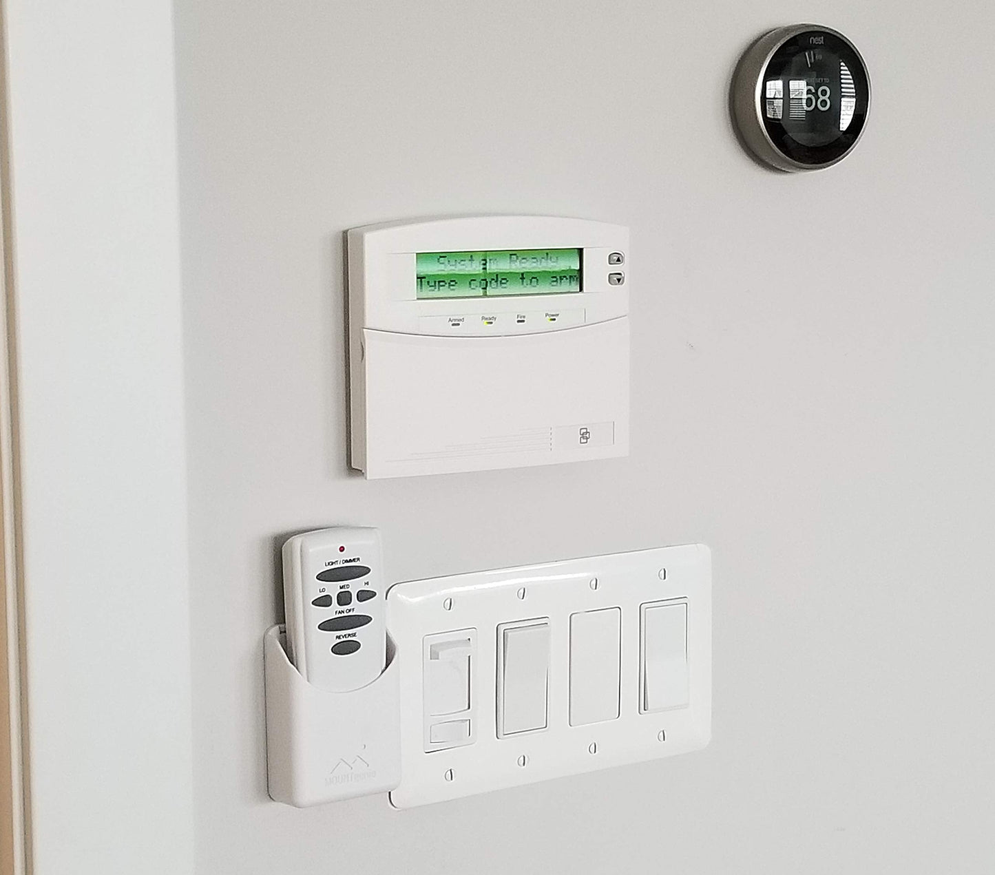 The No-Screwups Remote Control Holder By Mount Genie (Black): Wall Mount With No Damaging Screws Or Tape. Installs In Seconds On