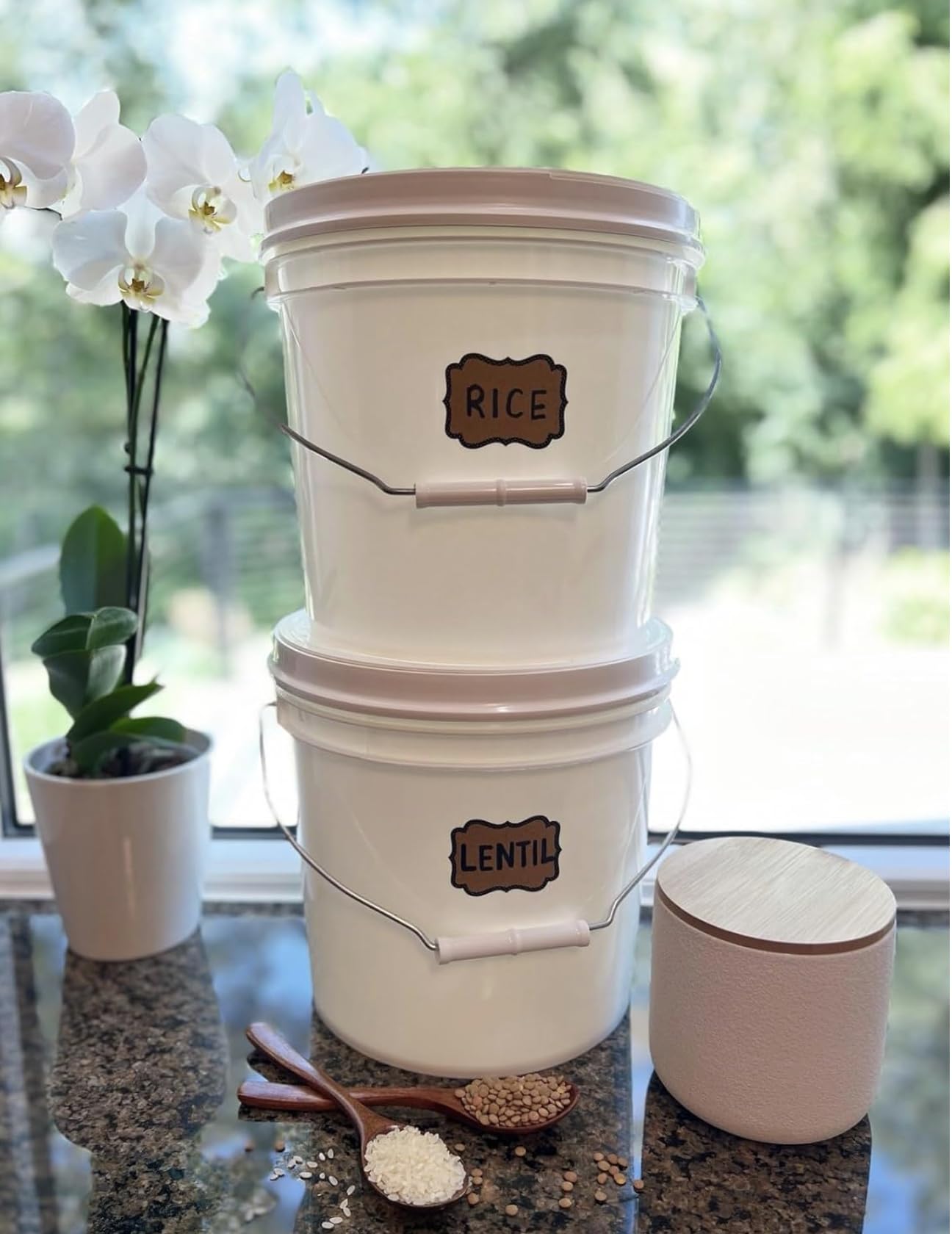 House Naturals 2 Gallon White Food Grade BPA Gree Bucket with Lid - Pack of 4 - Made in USA