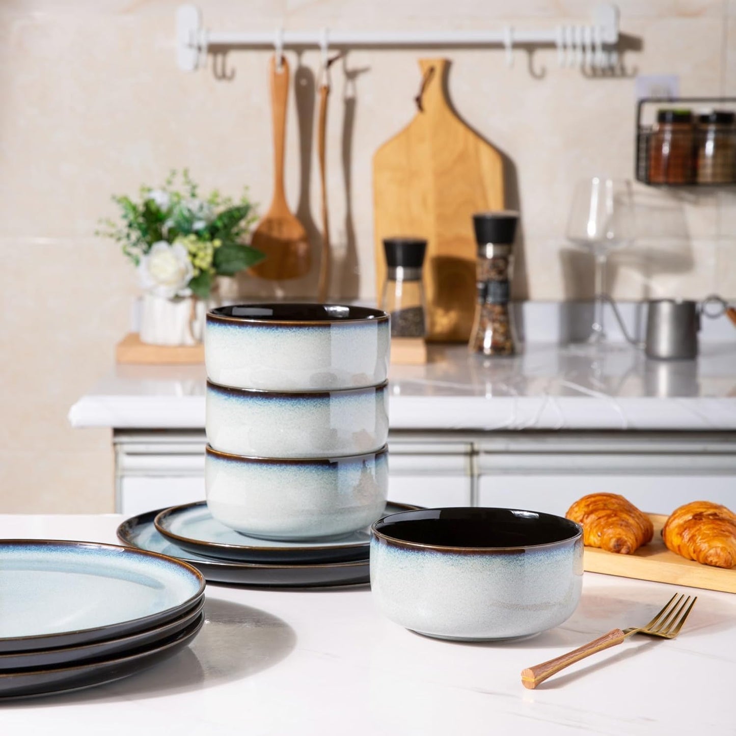LERATIO Ceramic Dinnerware Sets for 12, 36 Pieces Plates and Bowls Sets, Reactive Glaze Dishes -Scratch Resistant, Dishwasher&Microwave Safe&Oven Safe