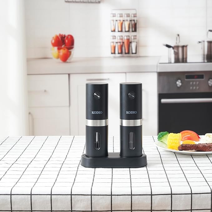 Electric Salt and Pepper Grinder Set, Rechargeable Base, Automatic Salt & Pepper Mill Refillable with USB Cables, Salt and Pepper Shakers, LED Light, One Hand Operation, 2 Adjustable Coarseness Mills