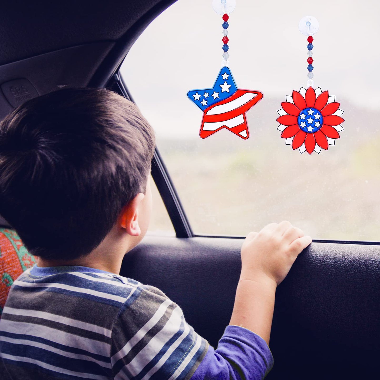 Winyn 24 Sets Patriotic Suncatchers Ornaments Decorations DIY Window Paint Art Stickers Craft Kit American Star Heart Sun Catchers for Kids Classroom 4th of July Activity Art Projects Party Favors