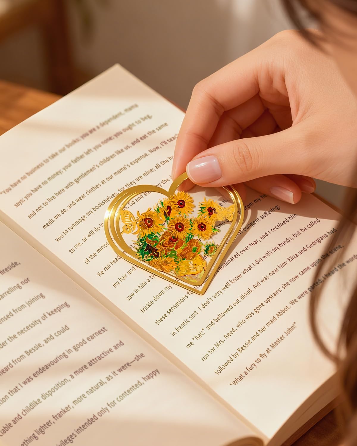 4pcs Metal Clip Heart Bookmarks for Reading Women, Van Gogh Monet Cute Corner Page Book Marks for Book Lovers Teachers Students, Reading Accessories Gifts for Book Lovers